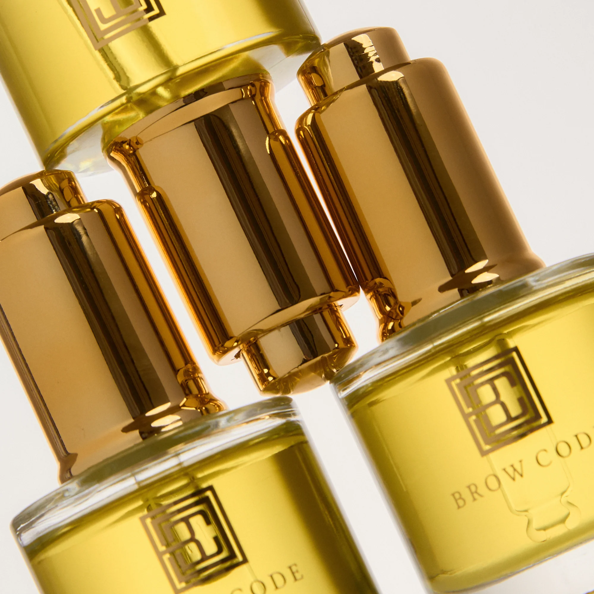 Brow Gold Nourishing Growth Oil 30ml - Image 8